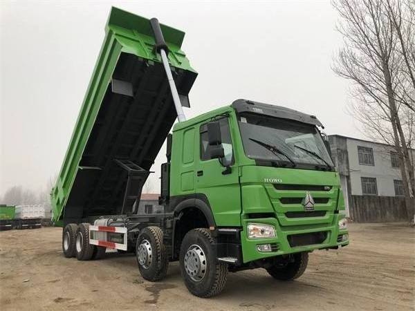 good condition used howo 12 wheelers 8x4 dumper lorry sinotruck 40 50 ton tipper dump truck to Dar es Salaam