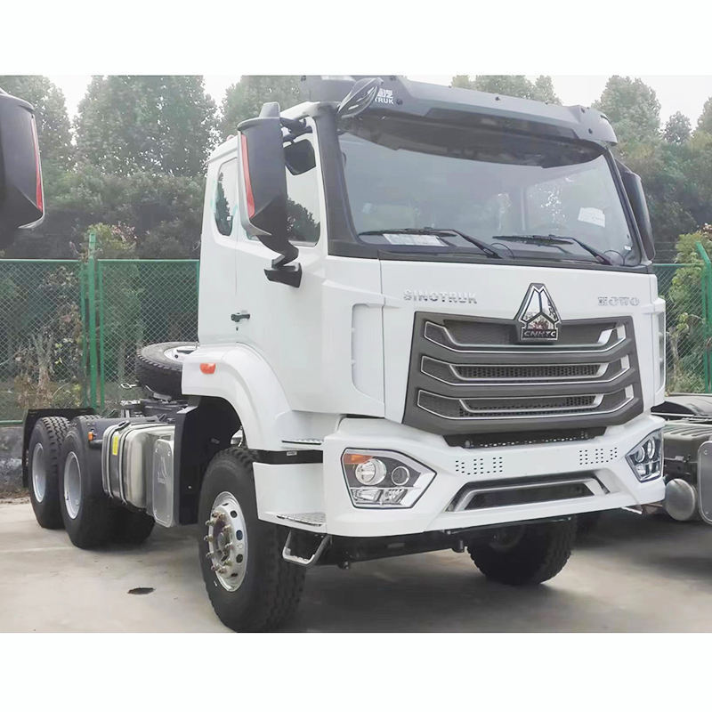 Hot Sale Sinotruk Howo A7 T7h 430hp 440hp 10 Wheeler 6x4 Cng Tractor Truck for Sale Sinotruk Howo T7h Cng Truck