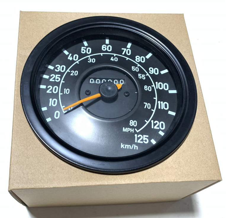 Car parts digital tachometer OEM 0085422206 0005429716 For Mercedes Benz heavy truck