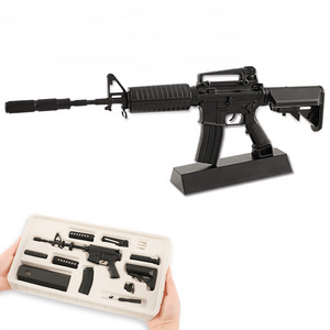 Cheap Realistic Toy Guns Metal Model 28cm Toy Rifle  Model Gun 1:3 AR15 M4A1  Mini Assembly Gun Toy For Adults