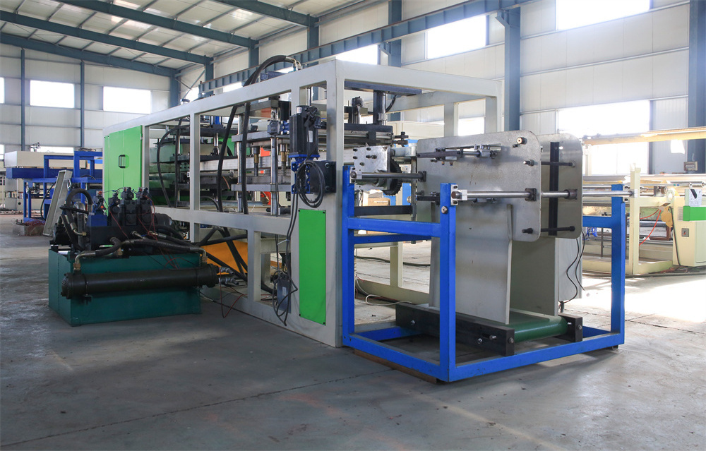 Fully automatic forming cutting and stacking seedling tray machine seed tray machine