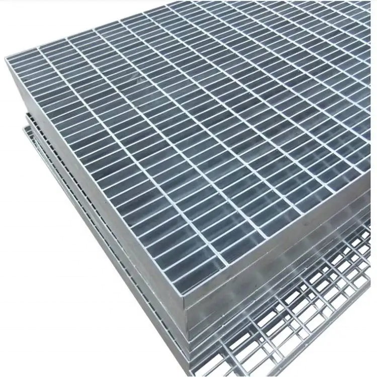 Factory Price drainage gutter with stainless steel grating cover / serrated steel grating bridge