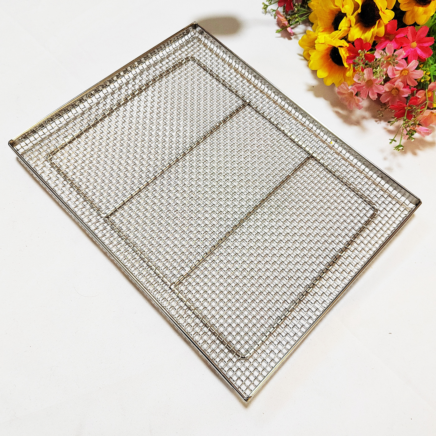 Customized Stainless Steel Wire Tray Mesh/Wire Shelving/Storage Rack For Kitchen Or Bathroom