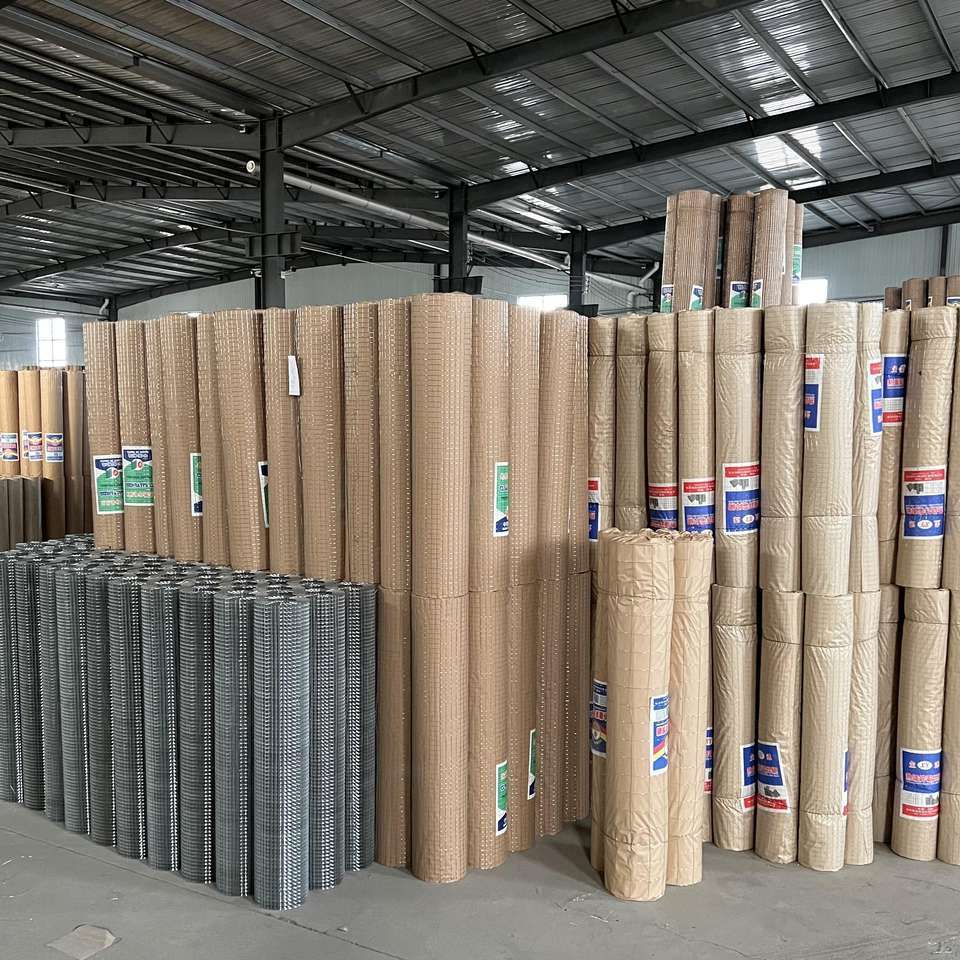 fence panels Factory wholesale price high quality 1x1 galvanized wire mesh welded/ 1x1wire mesh panel/welded wire mesh prices