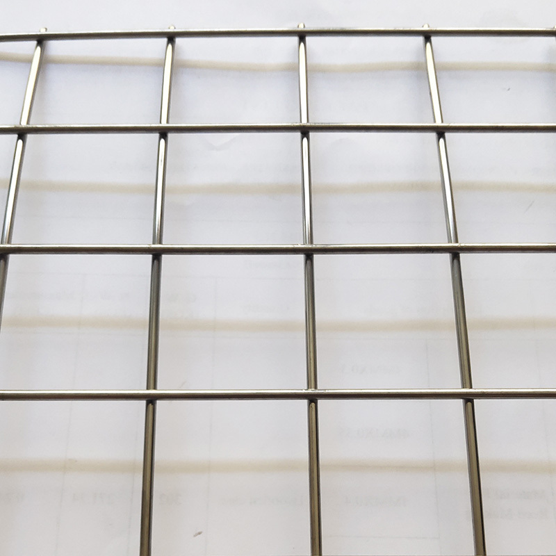 Anping Longteng Cheap Price 2 Inch 304 316 Stainless Steel Welded Wire Mesh/SS Welded Wire Mesh Panel In Stock