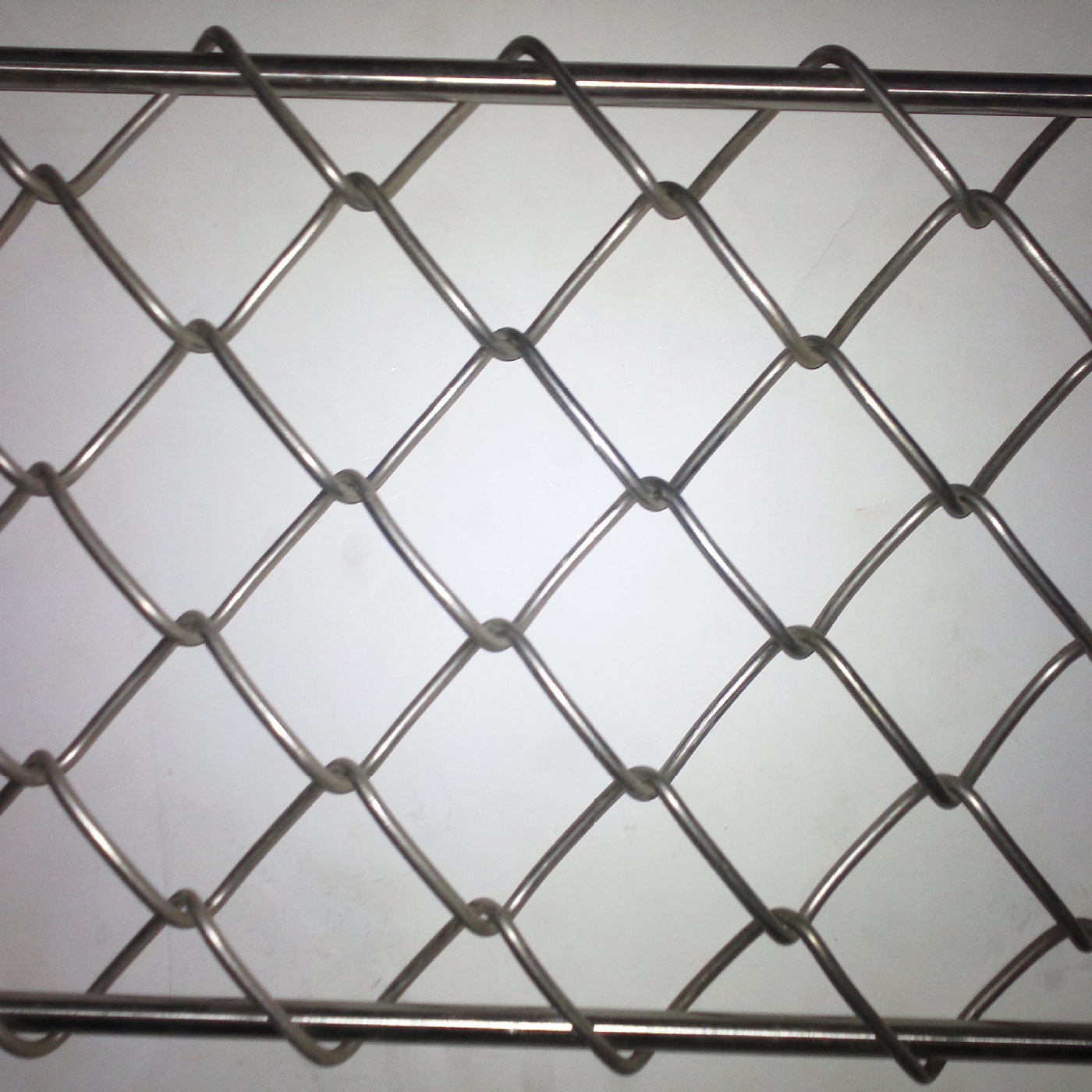 Wholesale 6ft Discount Black Vinyl Pvc Coated Chain Link Fence Weight/Chain Link Fencing For Golf Course Barrier