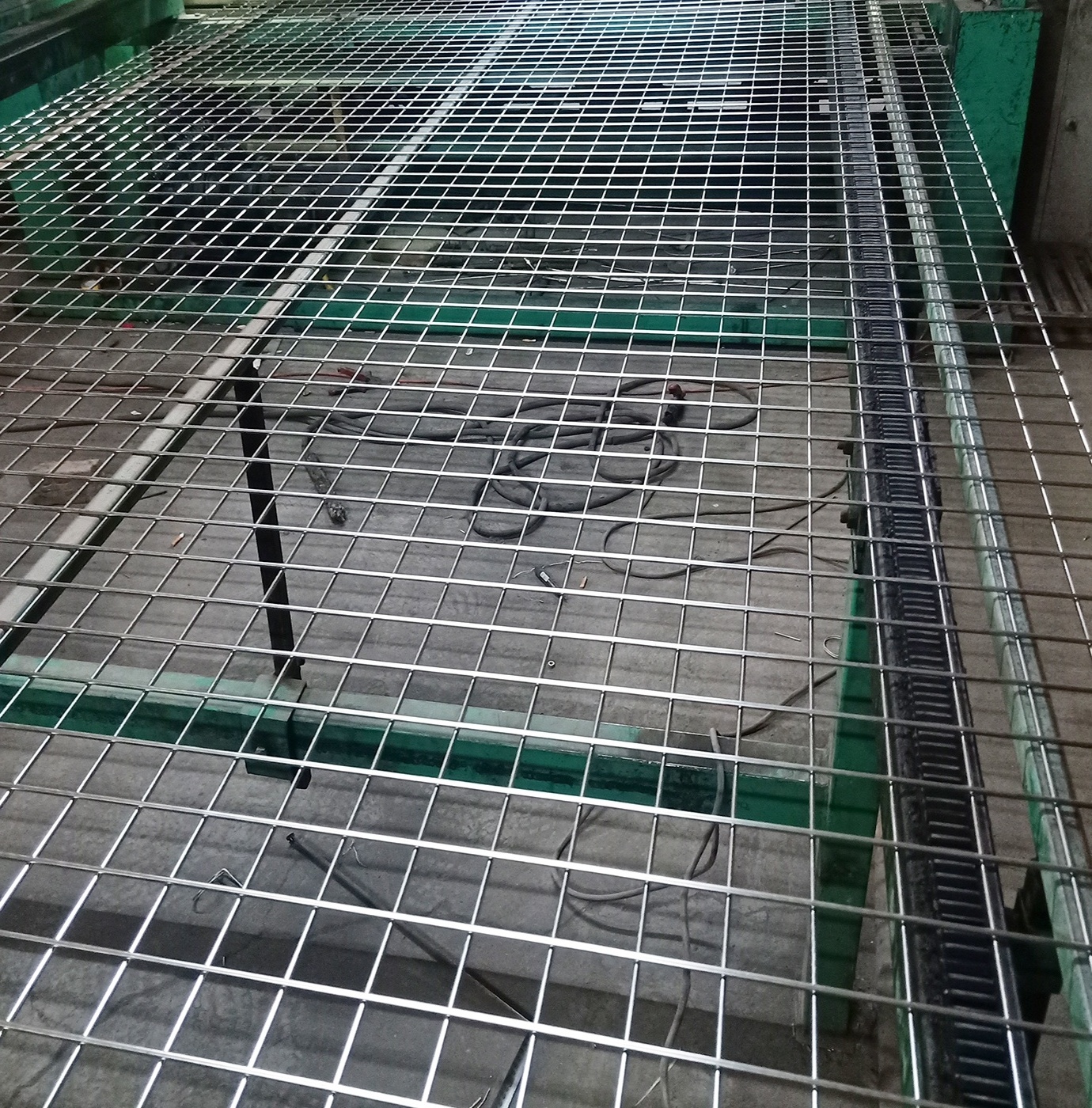 Galvanized welded wire mesh panels 5X5 / Stainless Steel wire mesh panel 2x2