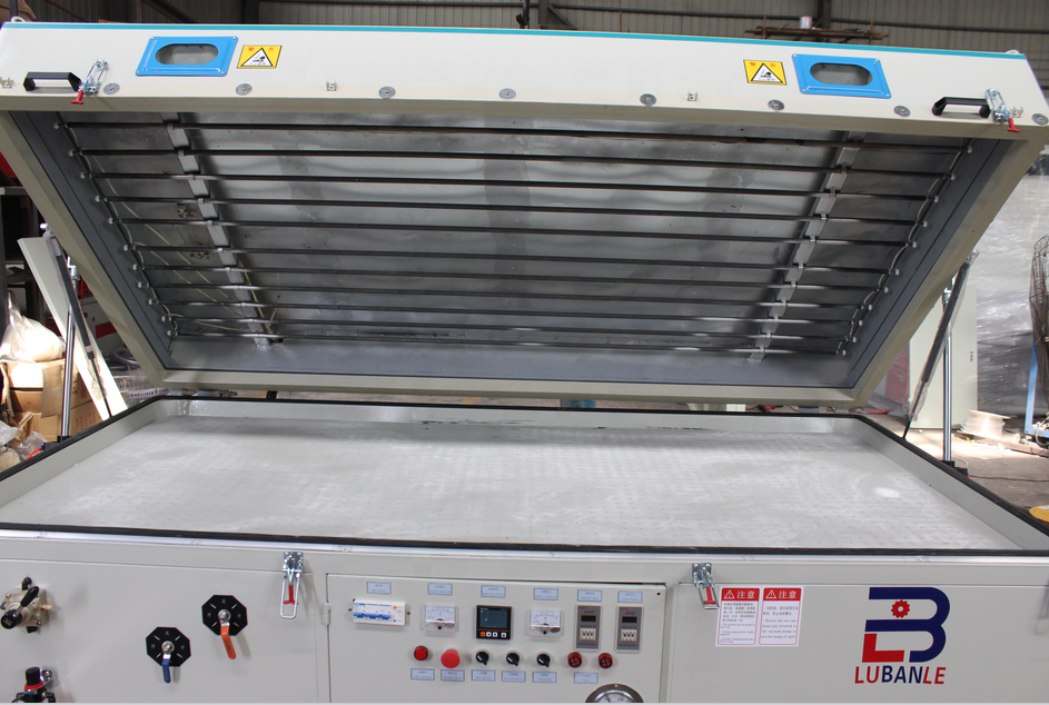 Wood board vacuum hot press machine PVC hot vacuum press laminating machine door vacuum membrane press machine