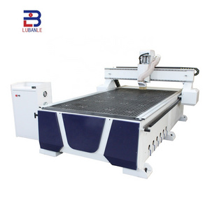 Woodworking automatic cutting machinery cnc router 1325 wood router machine 3D engraving machine For Solid wood