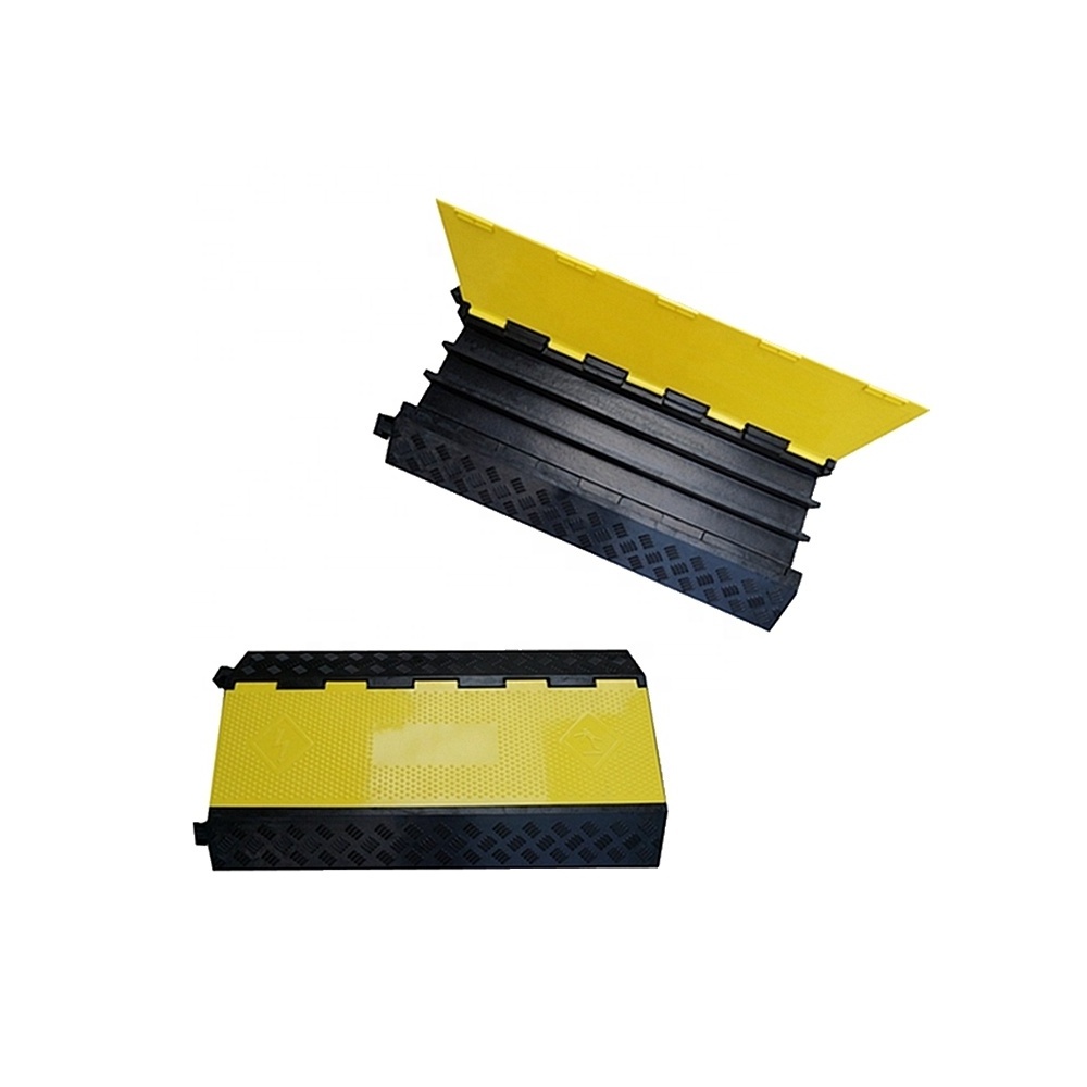 900X500X65Mm Heavy Duty Wire Or Cable Road Safety Rubber 3 Channel Cable Protector Cover