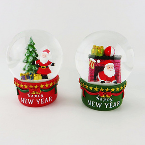 Custom personalized souvenir gift christmas glass dome snowglobe polyresin snow globe with city building