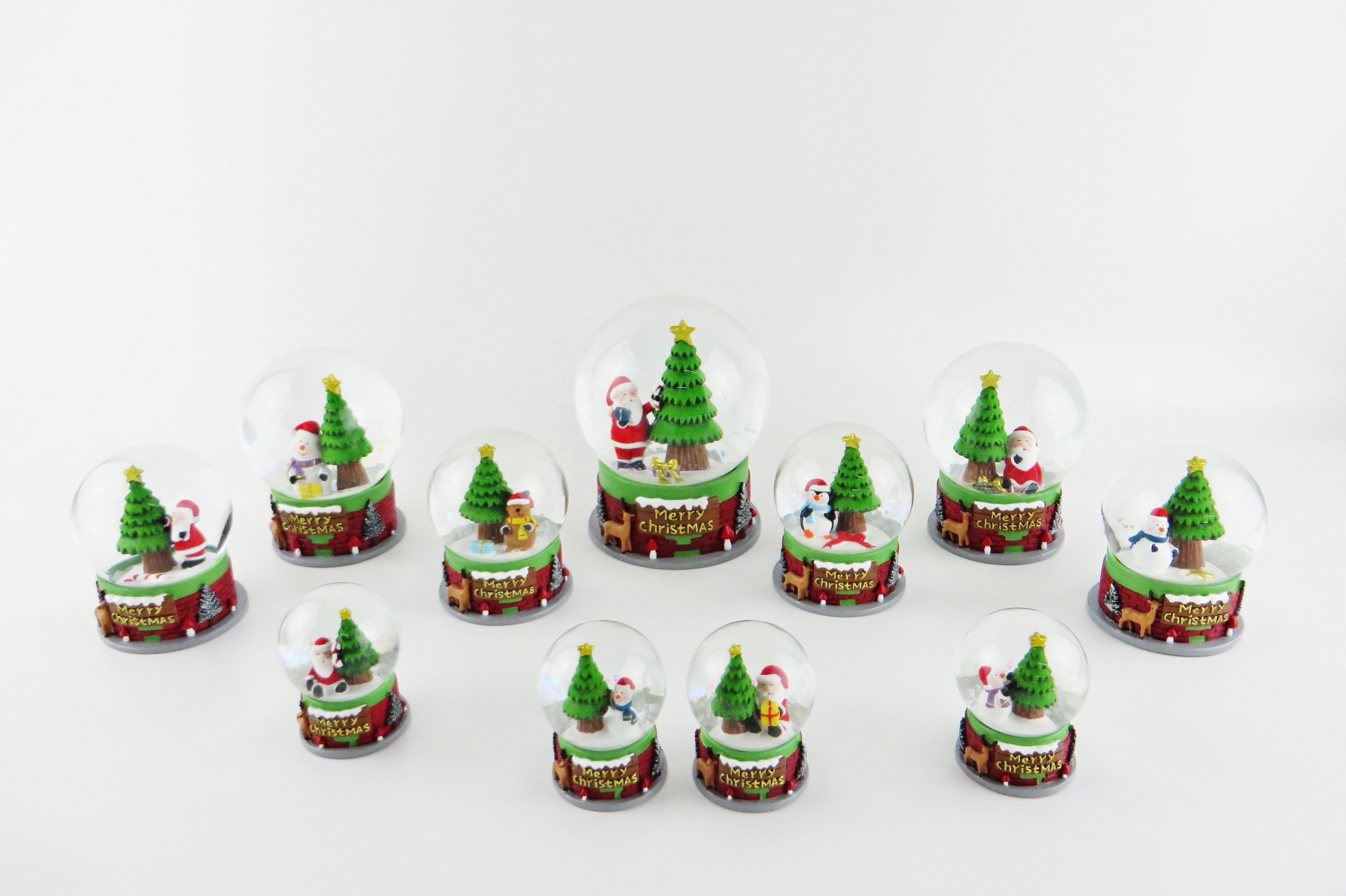 Newest Artificial Christmas Resin Glass Water Snow Globe With Tree Reindeer Bear Inside For Gifts