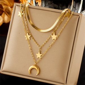 Colar Lua Triple Layered Titanium Steel Chain Star Moon Glossy Pendant Retro Niche Versatile Necklace