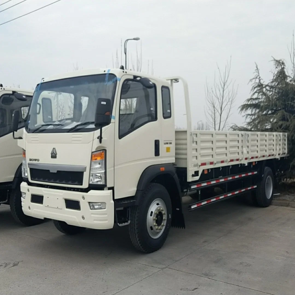 Best Price SInotruk HOWO 4X2 Mini Lorry Stake Flatbed 3 5 6 8ton 4X2 6 Wheel Light Duty Box Van Cargo Truck Carago Truck