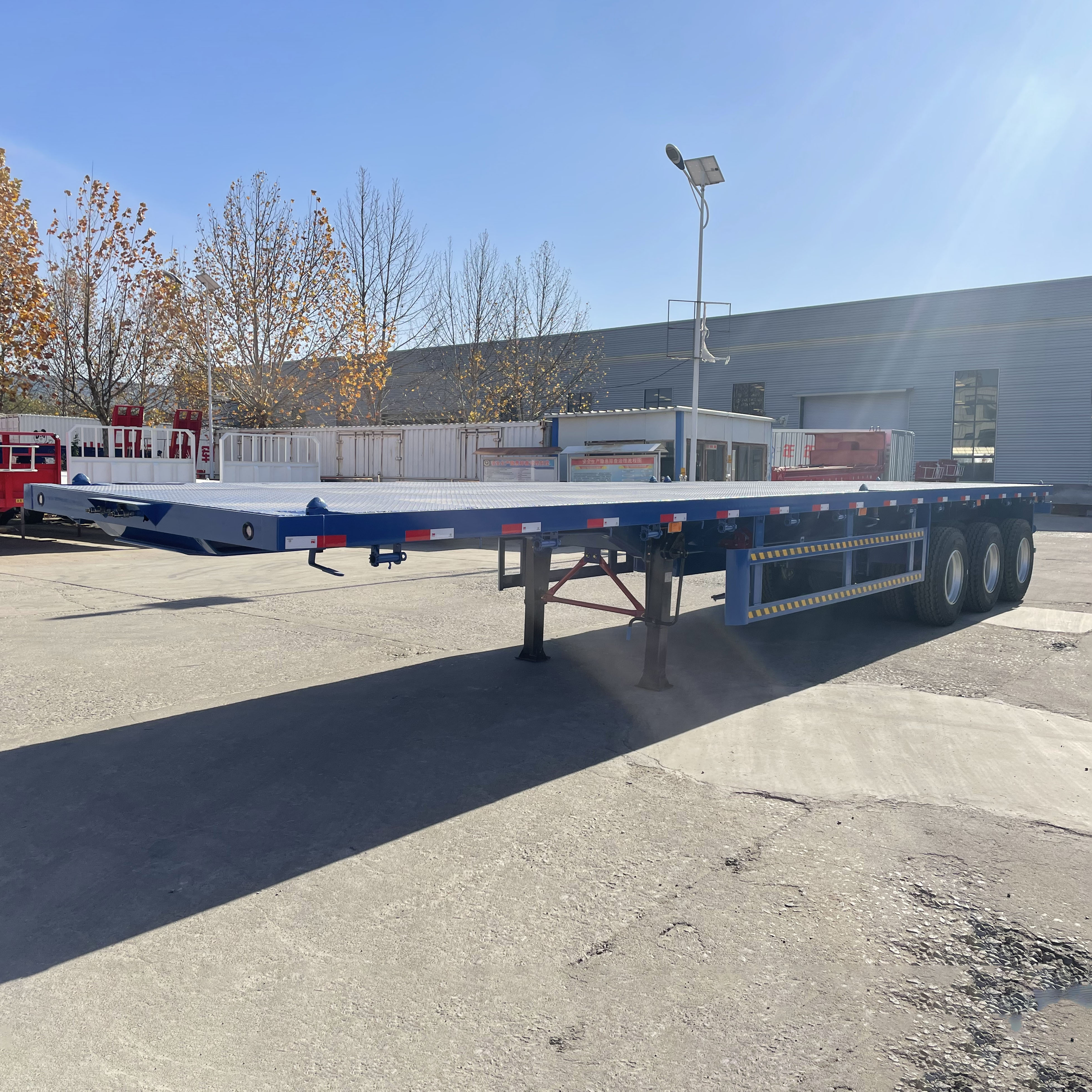 30-80 Tons 2 3 4 Axles Flatbed 20FT 40FT 45FT Container Semi Truck Trailer  Flatbed Cargo Semi Truck Trailer