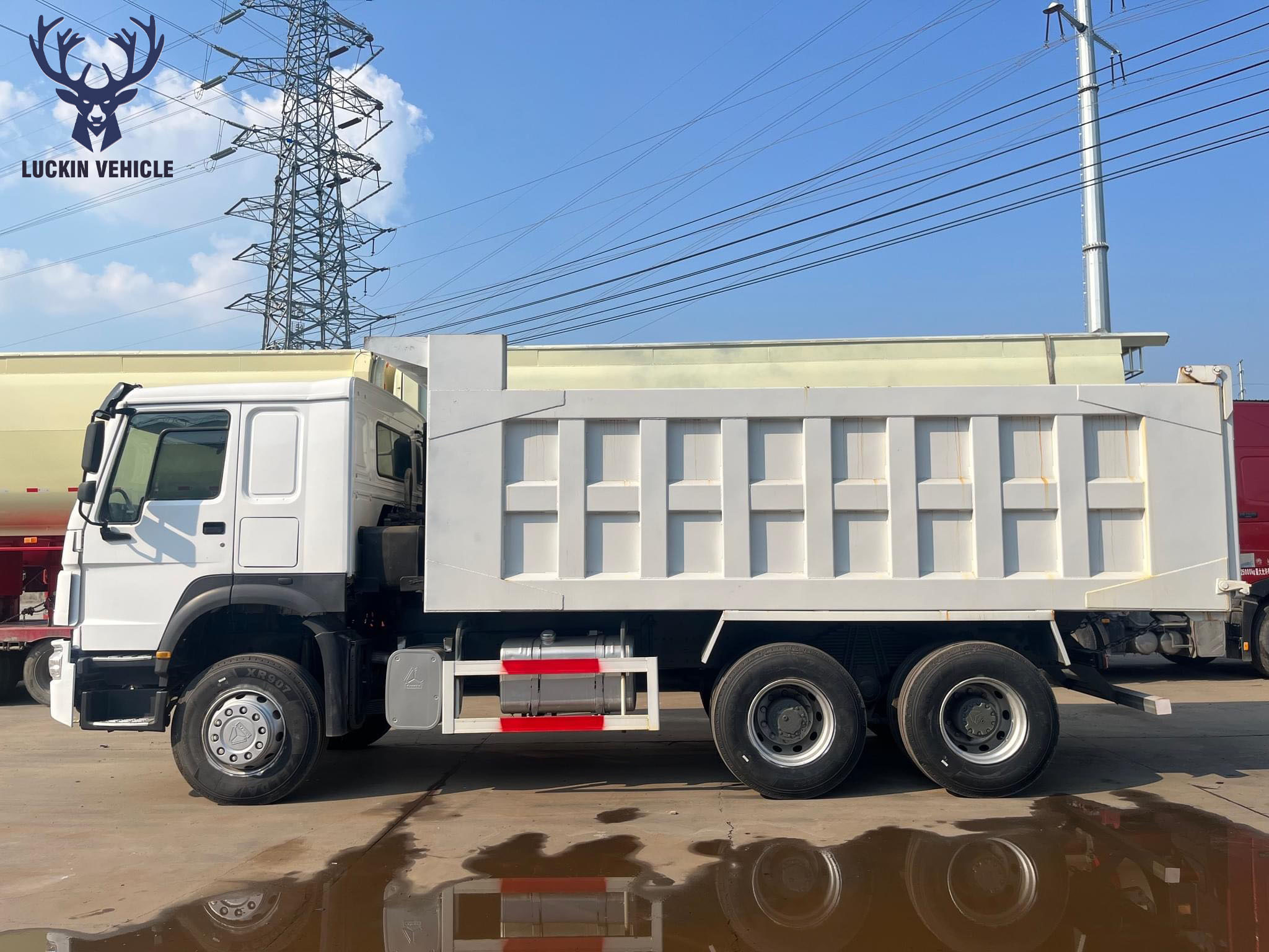 Heavy Duty Sinotruck HOWO NX Shacman FAW 6X4 8X4 10Wheels Truck Used Tipper Truck 40tons Dump Truck for Sale