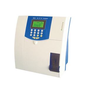 Auto Electrolyte Analyzer Machine Touch Screen Automated Effective Laboratory Equipment Blood Gas Analyzer