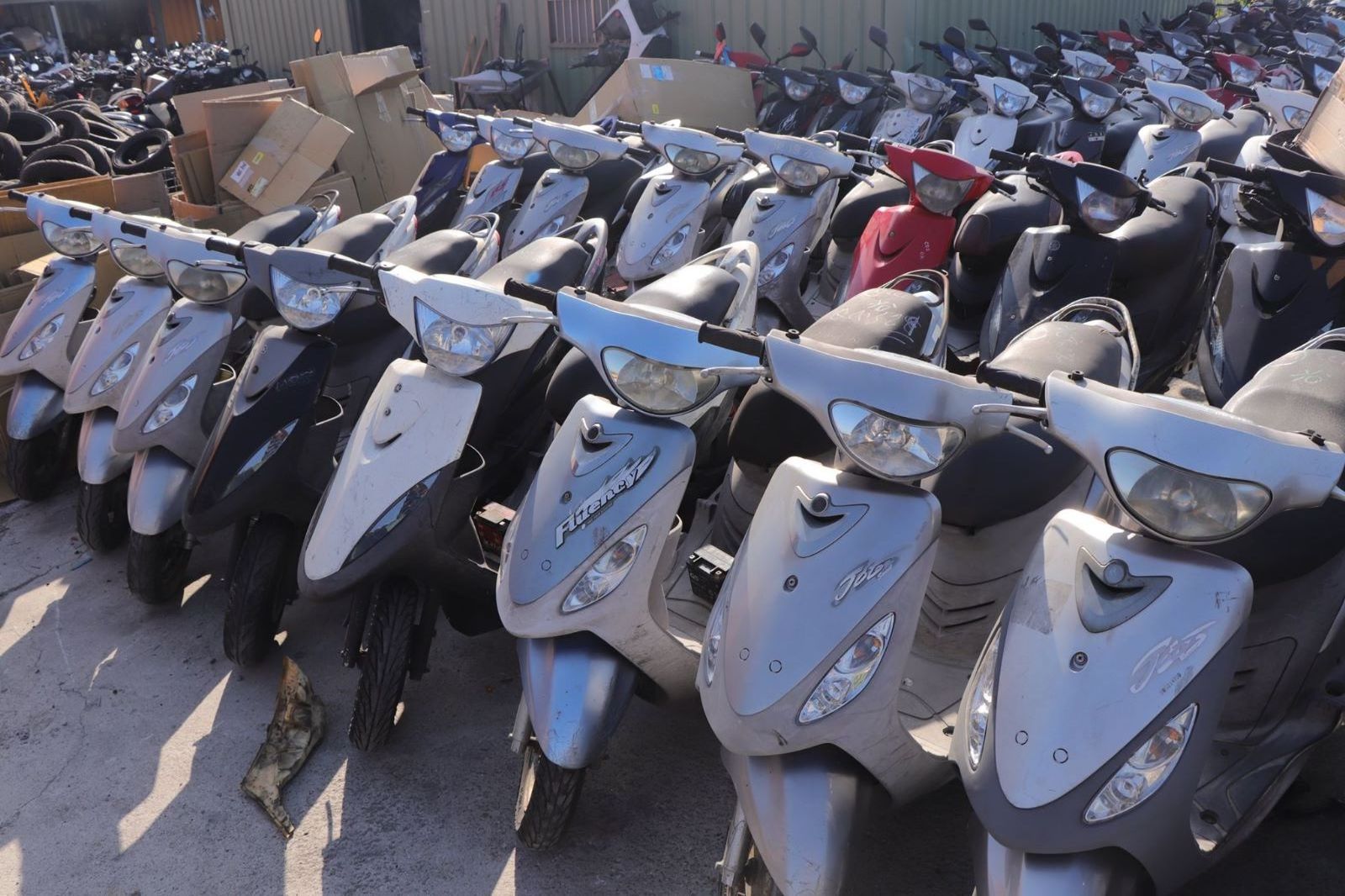 Competitive Price Vehicles Japanese Used Motorcycles Scooters Taiwan yamaha for sale