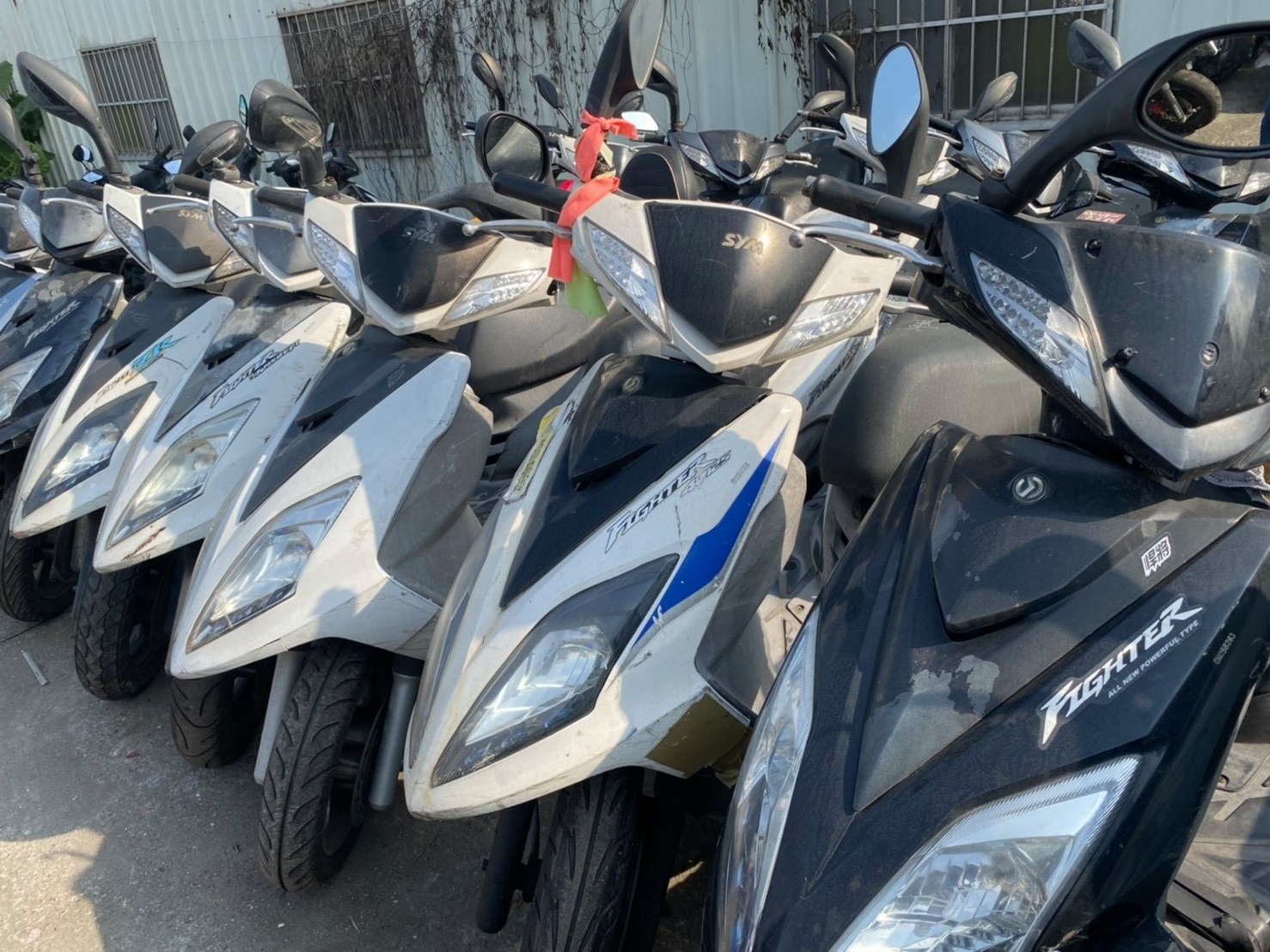 Competitive Price Vehicles Japanese Used Motorcycles Scooters Taiwan  100cc 125cc 150cc electric