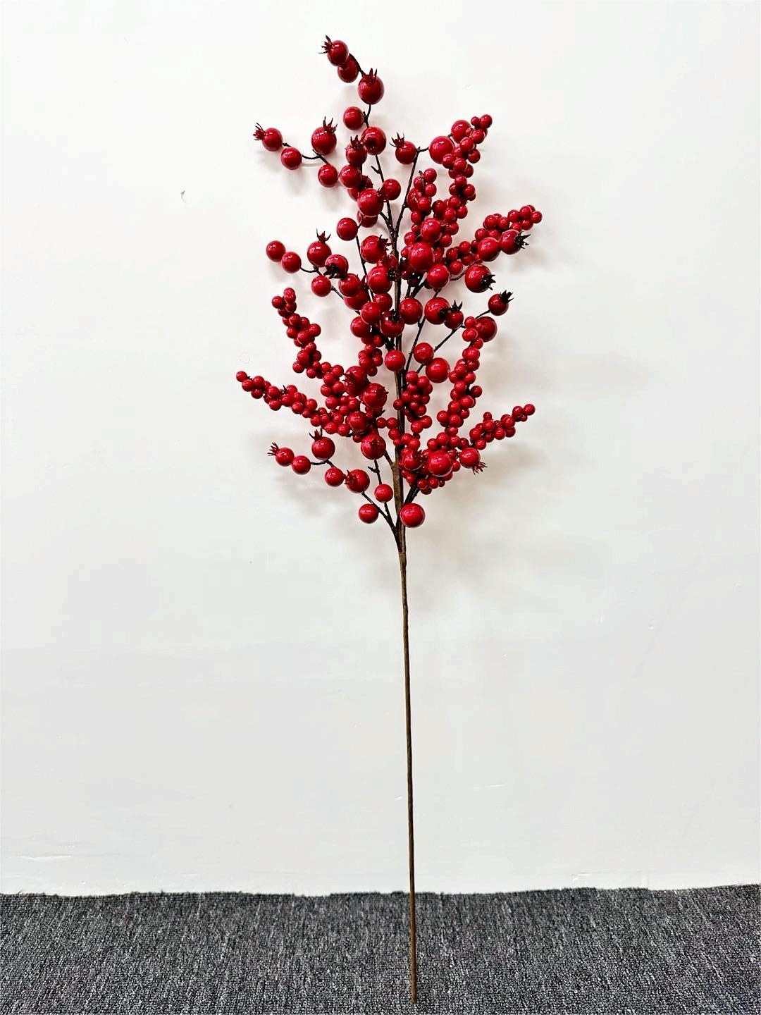 Party Decorative Filler Red Berry Spray Picks Floral Pinecones Branches Plastic Artificial Christmas Tree Picks