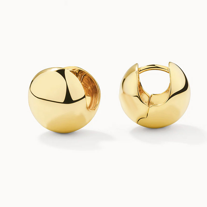 Custom Minimalist 18k Gold Plated Chunky Ball Hoops Earrings Glossy Round Sphere Shaped Gold Statement Huggies Earring Women