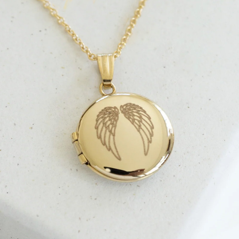 Hot Selling 18K Gold Plated Frame Photo Picture Memory Guardian Angel Wings Round Locket Necklace