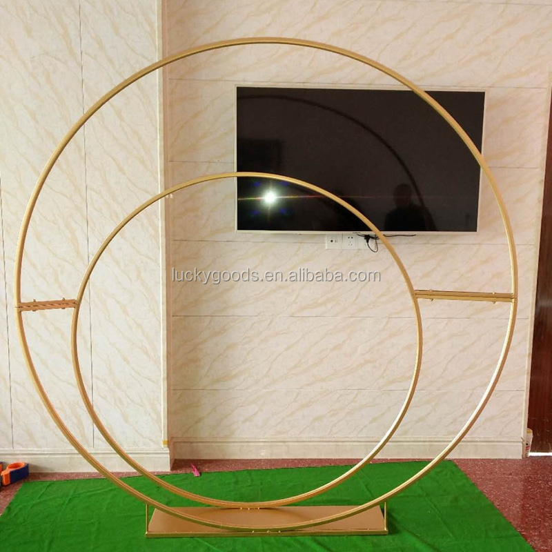 LDJ966 Popular Selling Heart Shape Aisle Wedding Wreath Metal Frame Arch Stands