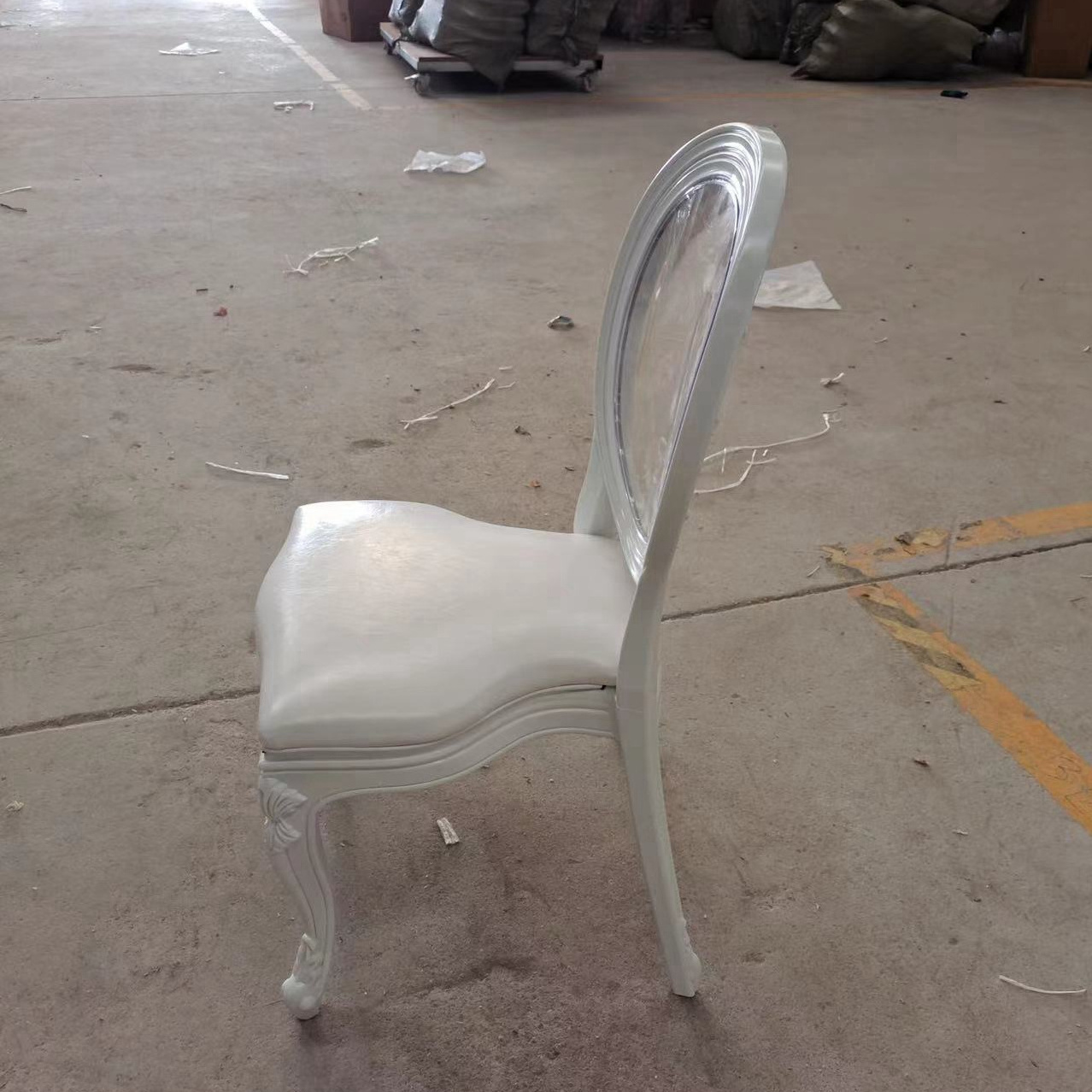 JJ230149-185 White Black Plastic Small Chairs Wholesale PP Plastic Garden Chairs For Sale Wedding Home Furniture