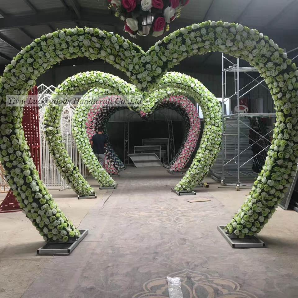 LDJ966 Popular Selling Heart Shape Aisle Wedding Wreath Metal Frame Arch Stands