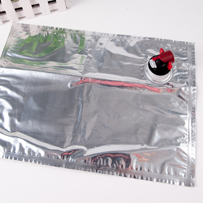 High quality red wine/oil/water/juice detergent aluminum foil valve bag in box for liquid with tap valve