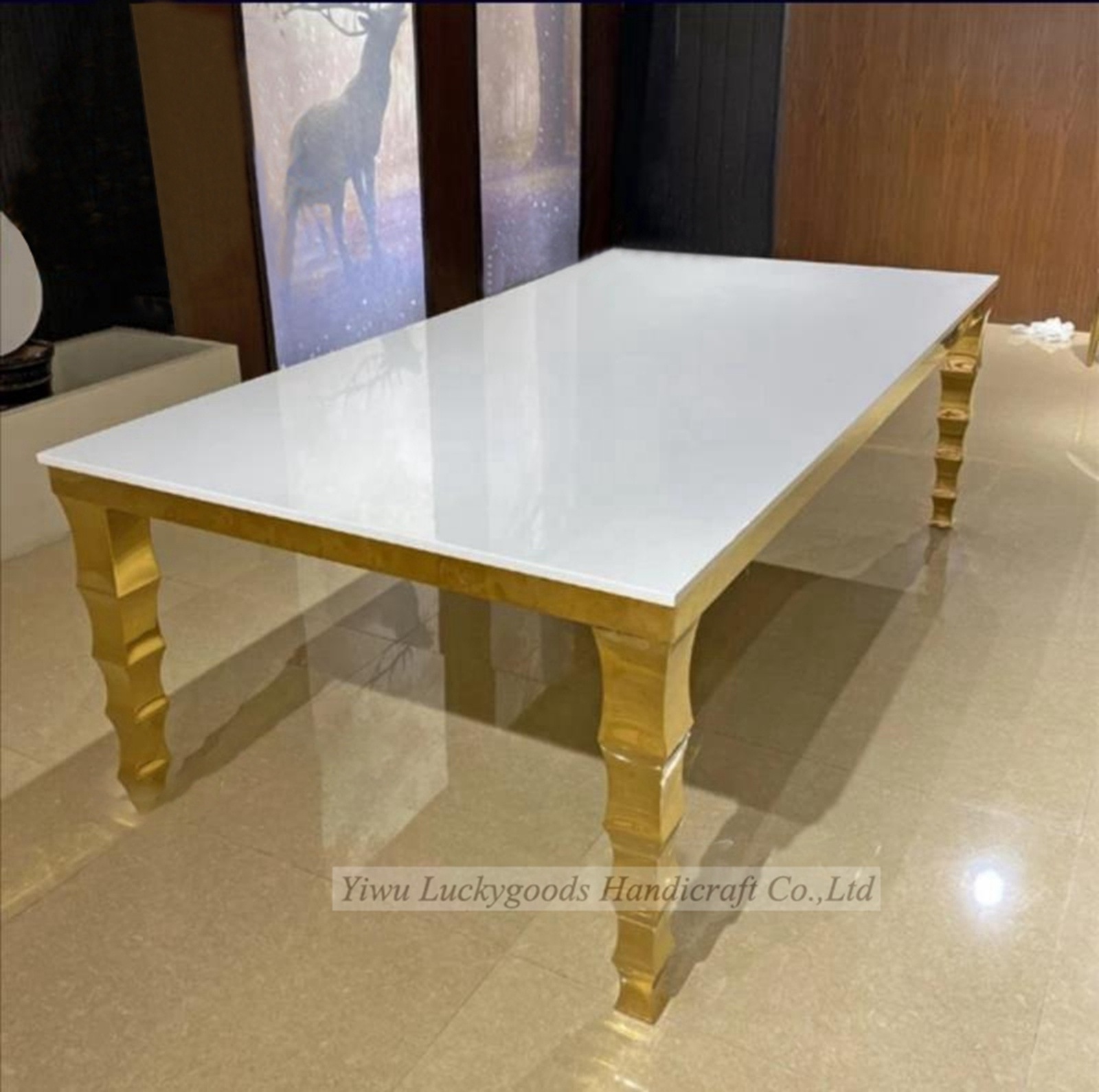 CZ210511-9  2021 Latest Half Moon Stainless steel MDF top Serpentine Shape Wedding Table