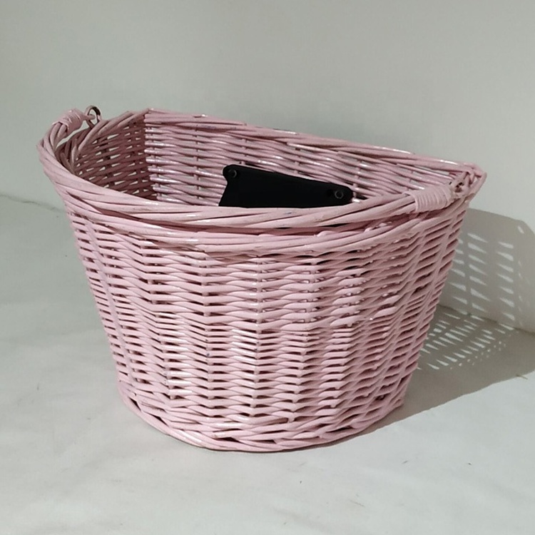 Hot sale Wholesale wicker woven delicate front bike bicycle basket for dogs pets