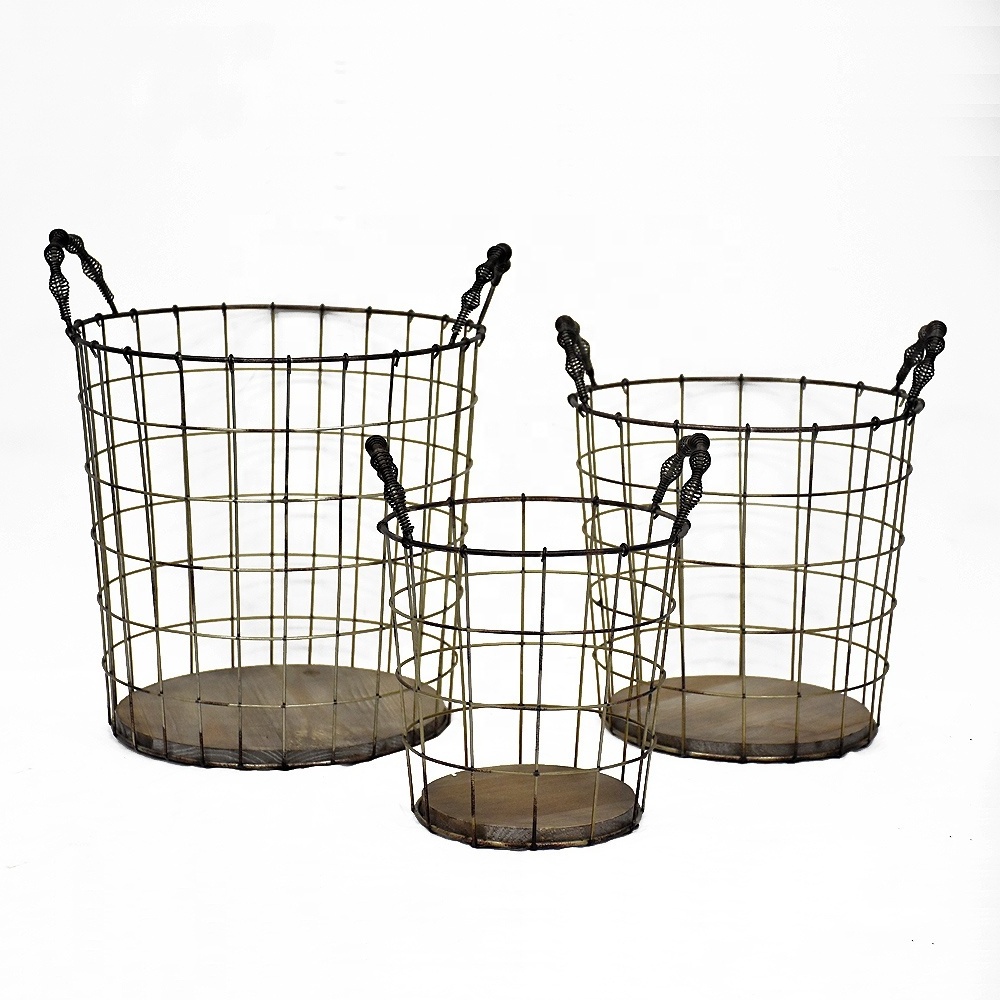 Luckywind Wooden Bottom Antique vintage Industrial Metal Wire Storage Basket With Handle