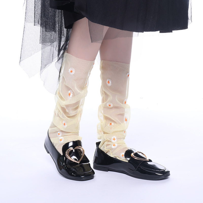 2024 Ultra thin breathable net socks small daisy embroidery tulle women's embroidered stockings