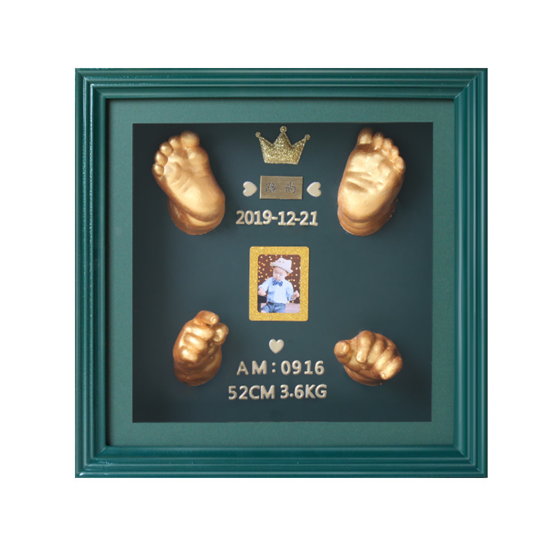 2021 3D baby hand print and foot print photo frame 3D casting kit photo frame for sale