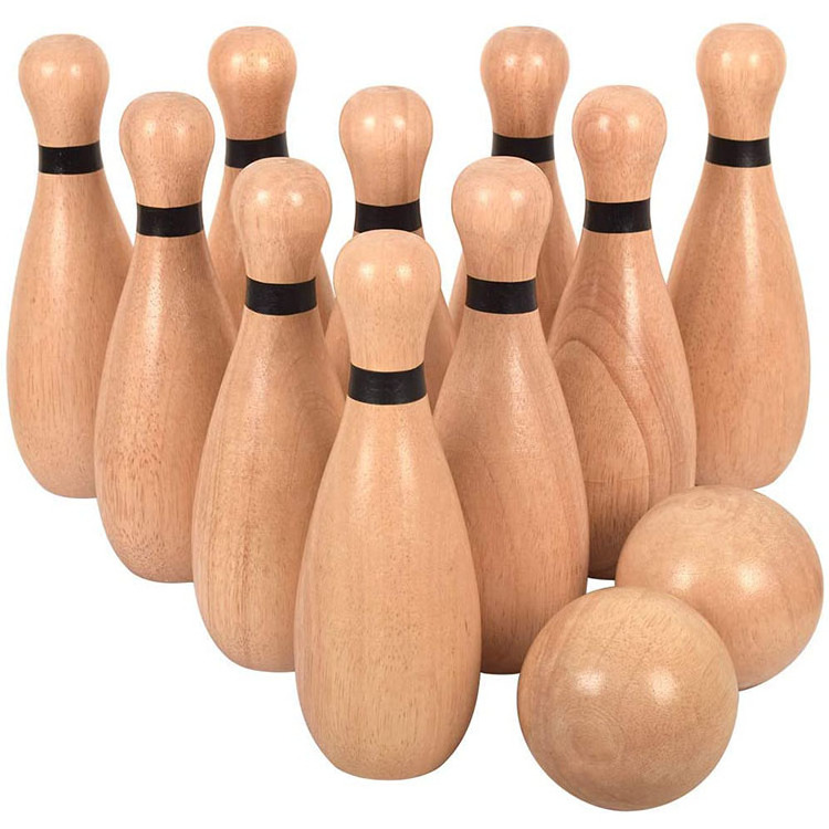 Hot Selling Outdoor Custom Made Wooden Bowling Set Ball Lawn Yard Garden Game For Kids and Adults