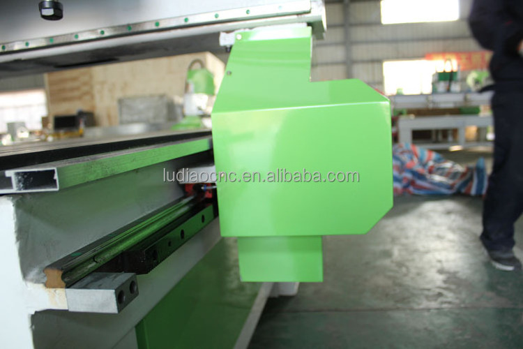 100% Original Taiwan HIWIN Bearing 2000mm Guideway Block Precision CNC Machine 25mm Heavy Duty Linear Guide Rail