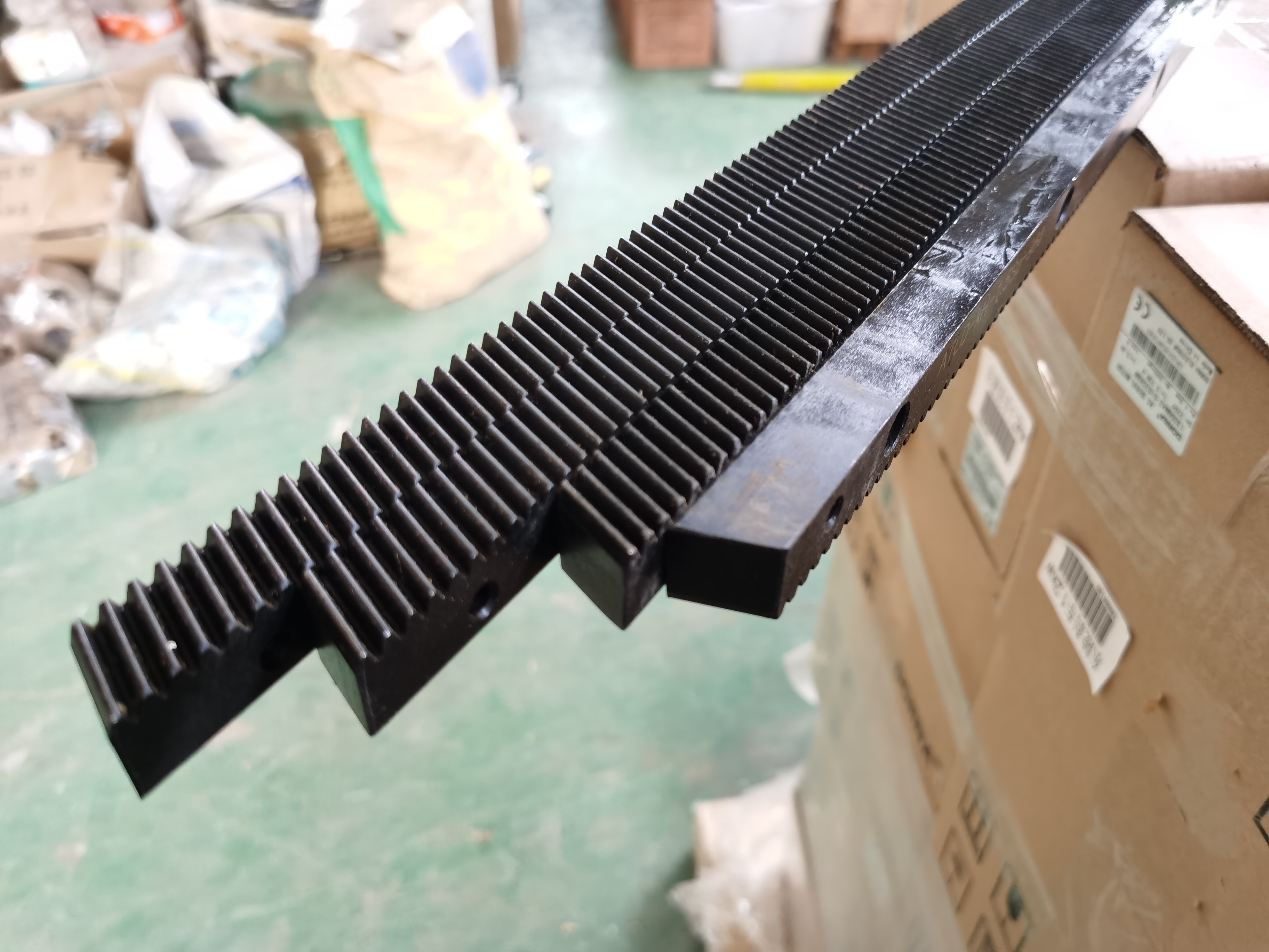 Rack Pinion Custom Made CNC 1.25M 1.5M 2M Straight Helical Curved Round Steel Gear Rack With Pinion Gear