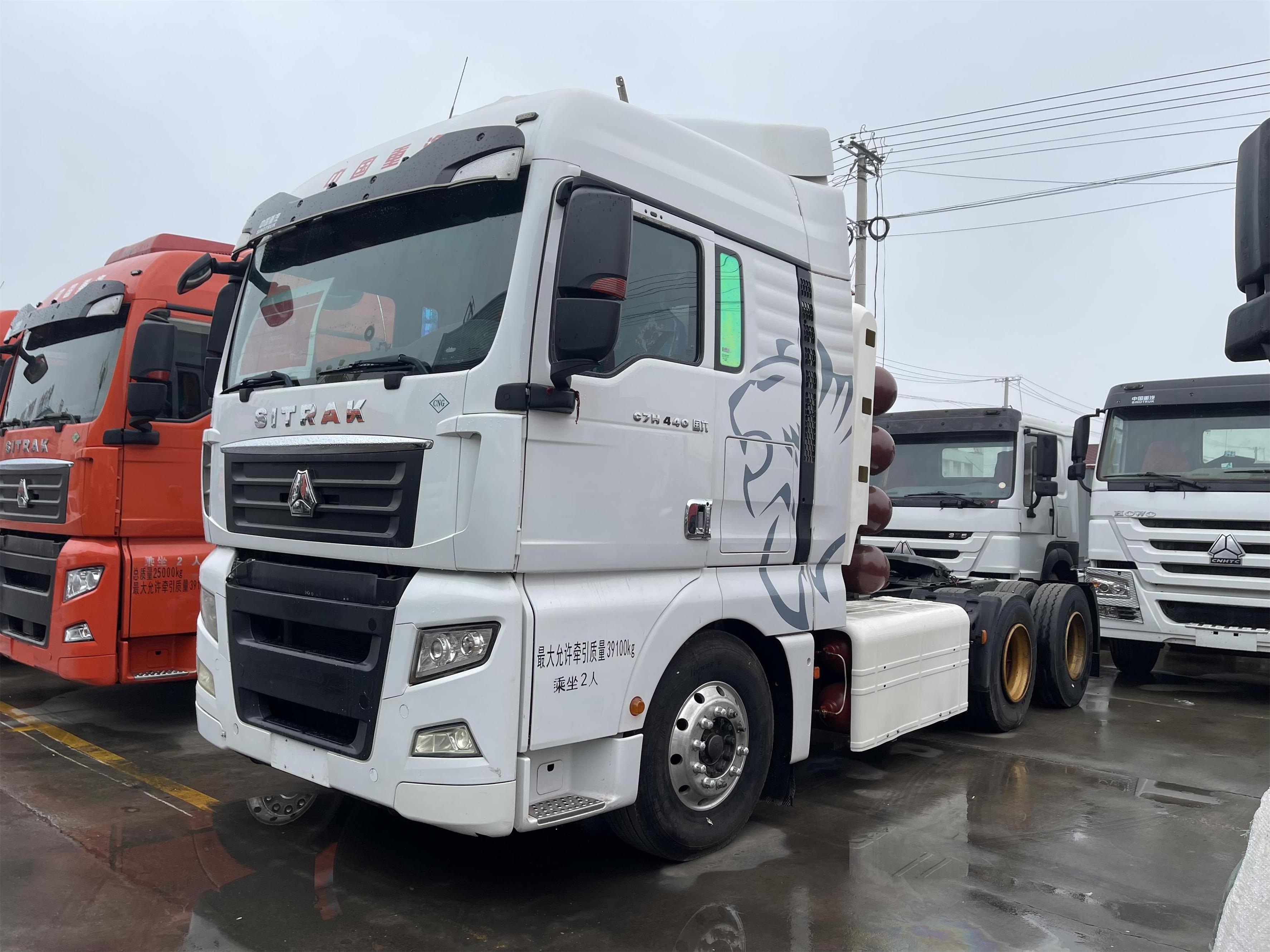 Howo Units Sino Sinotruk 6*4 Trucks Second Hand Shacman Tractors 6*6 Cng Used sino heavy Tractor head Truck