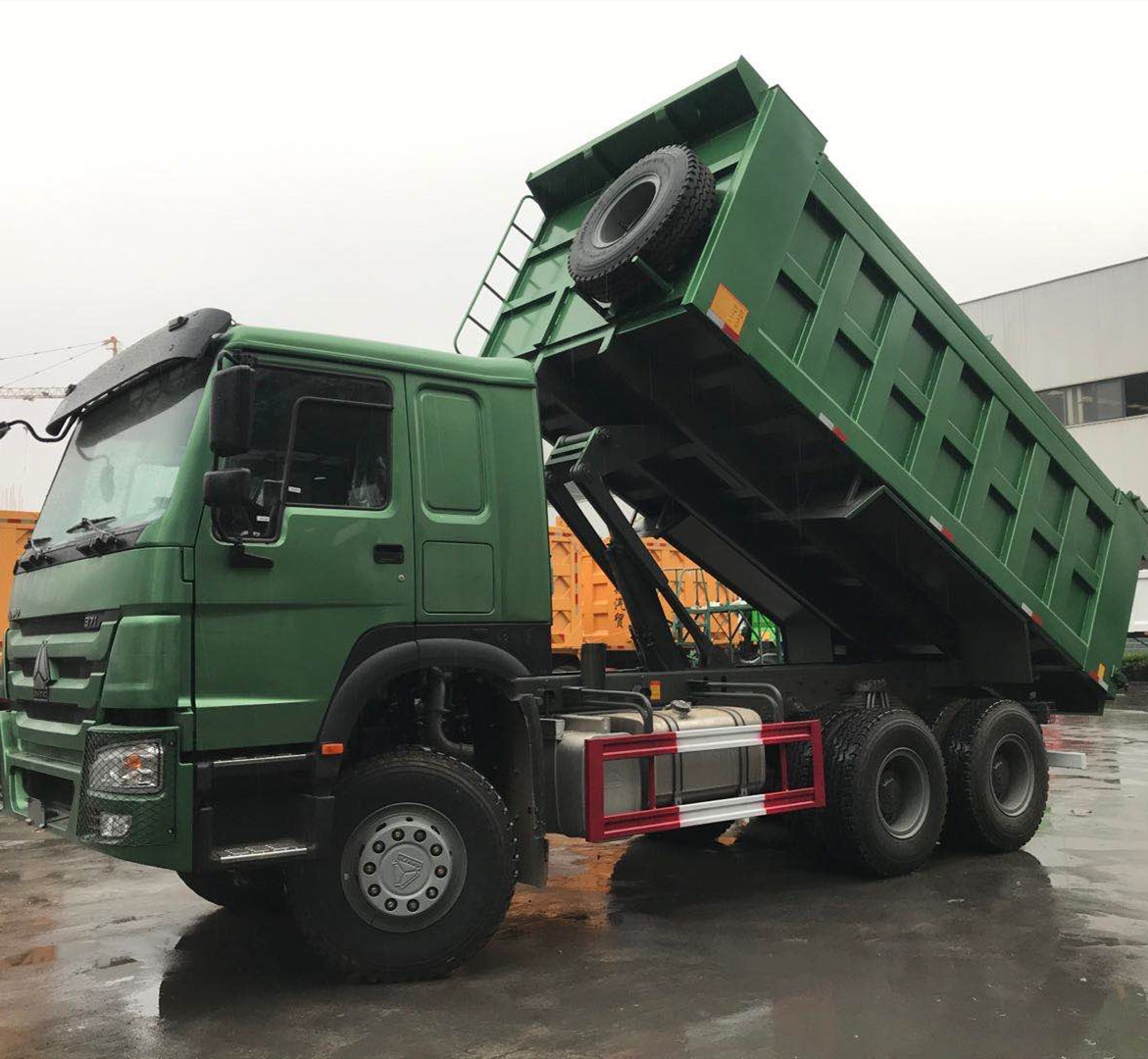 China Sinotruk HOWO 375HP 40 Ton 6x4 8x4 Dump Dumper Used Tipper Truck Used Trucks For Sale In Nigeria