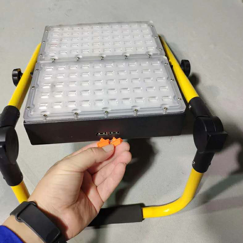 New Type USB Port  Rechargeable Led Floodlight 30W 50W 100W 200W