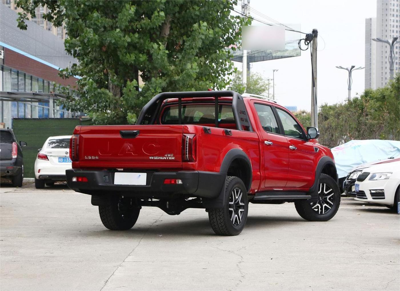 jac truck Hunter 4 wheel pickup truck 2wd/4wd diesel oil AT 4doors 5seats High end pickup truck Strong domineering power