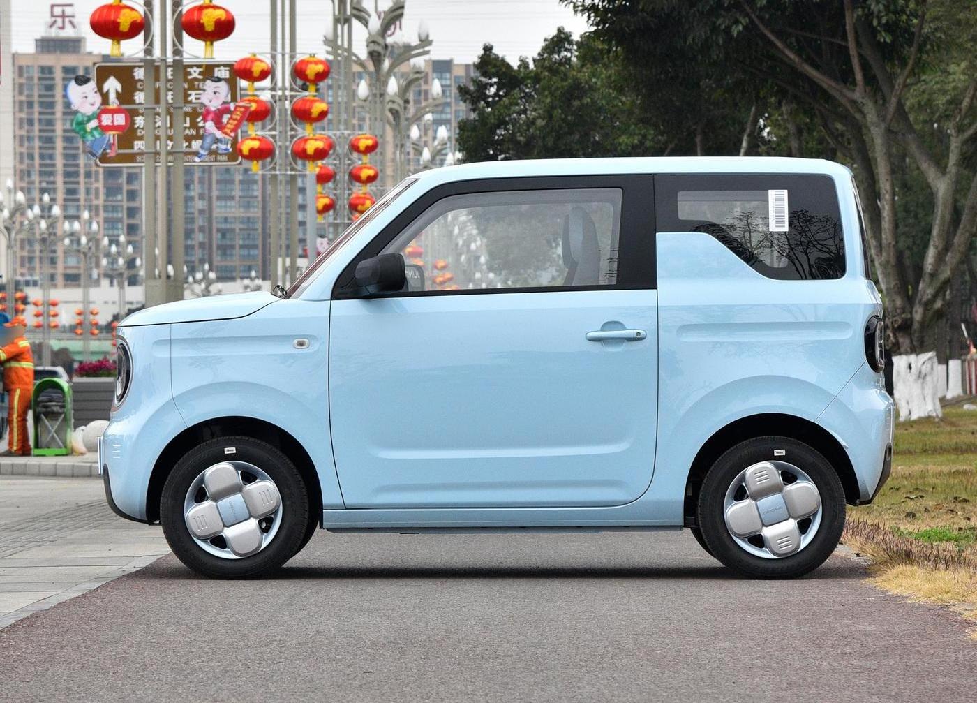 2024 Geely Panda Mini Electric Car 3-Doors 4-Seats 200km Low Price Pure Electc Aridult Household Mini Auto Fast Delivery