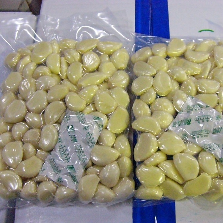 Chinese Fresh Peeled Garlic Cloves 1KG Vacuum Bag Packing Cheap Price Wholesale Peeled Garlic For Sale