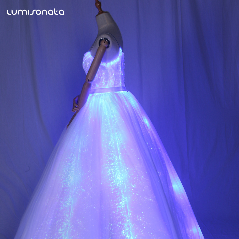 Luxury New Arrival Millions of Different Colors Changeable Glitter Gown Design Led Light Up Wedding Dress for Girl Evening Gown