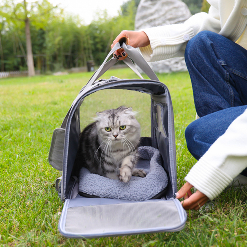 Wholesale Travel & Car Small Dogs Puppies Cat Pet Carrier Airline Approved Soft Sided Collapsible Top Loading Cat Bag Carrier