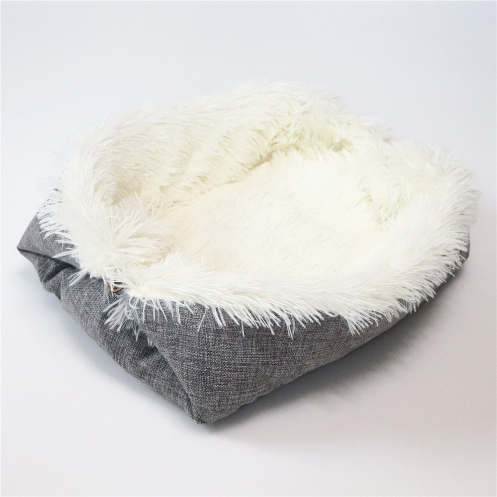 Factory Wholesale Pet Outdoor Supplies Portable Design Antistatic Fabric Faux Fur Pet Carrier Bag Cat Mat Bed