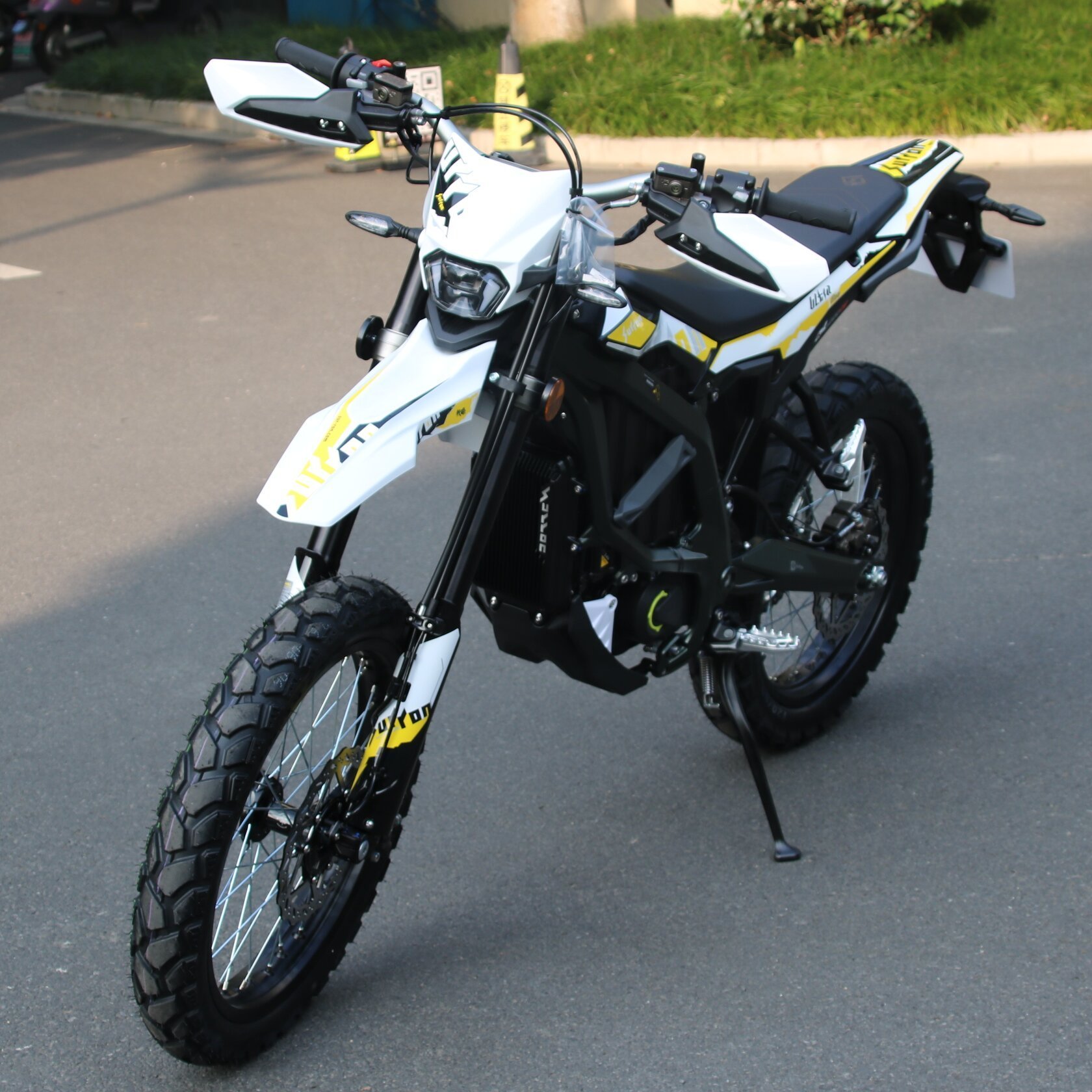 2024 Electric Bike 12500W Surron Ultra Bee Mid Motor Dirt Ebike 74V 55Ah Sur Ron E Bike Electric Off Road Motorcycle