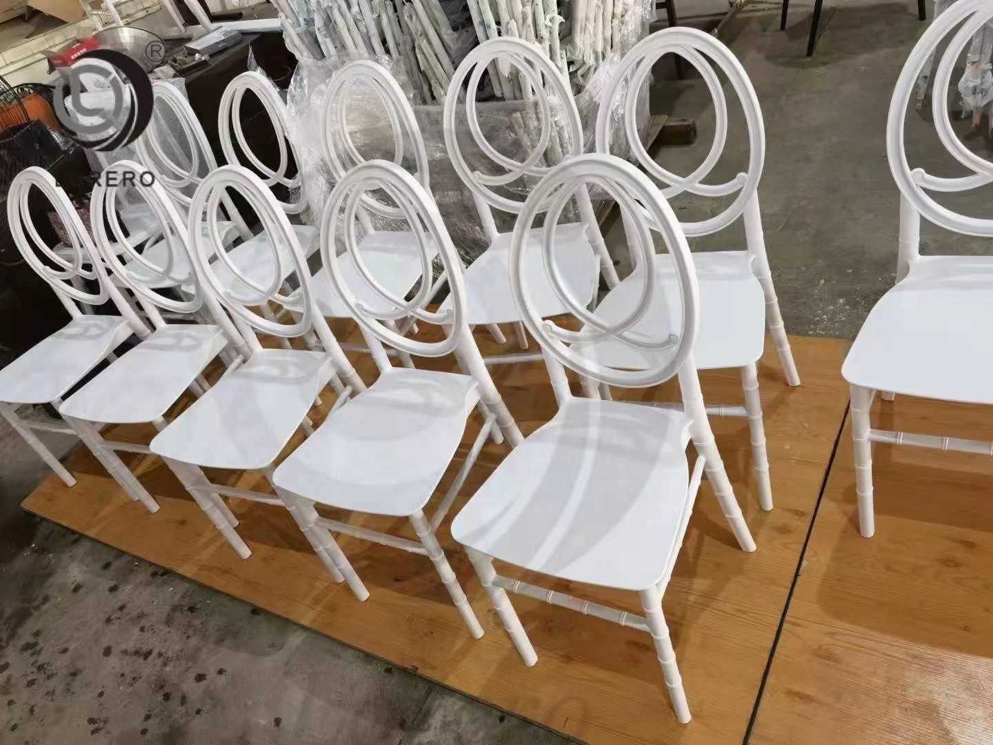 Luxury Outdoor Party Resin Gold Plastic Stacking White Wedding Crown Phoenix Chairs