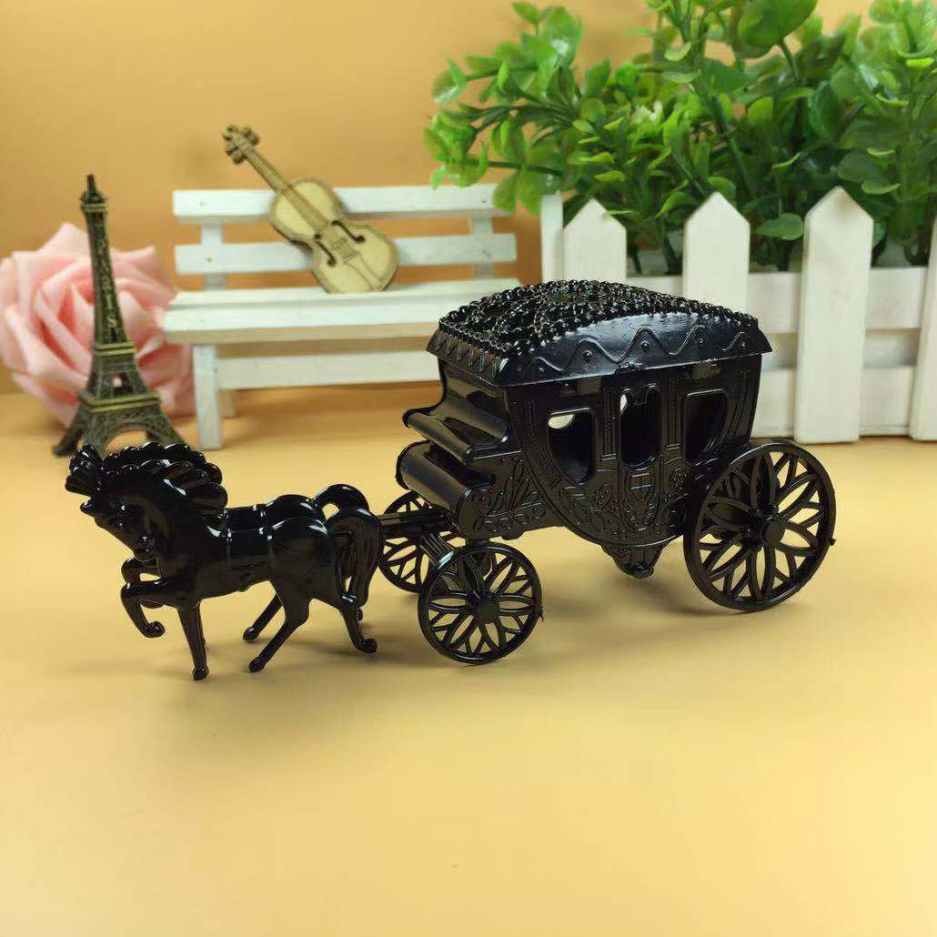 Wedding gifts Cinderella carriage royal toilet candy box event party decoration plastic